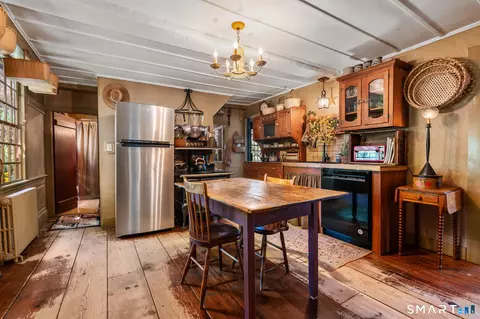 Kitchen - 921 Thompsonville Rd, Suffield, CT 06078 photo 1 of 3