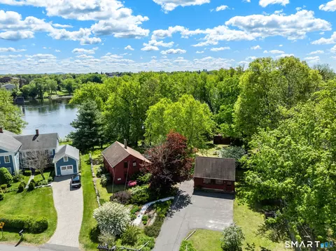 View/Area - 921 Thompsonville Rd, Suffield, CT 06078 photo 1 of 4