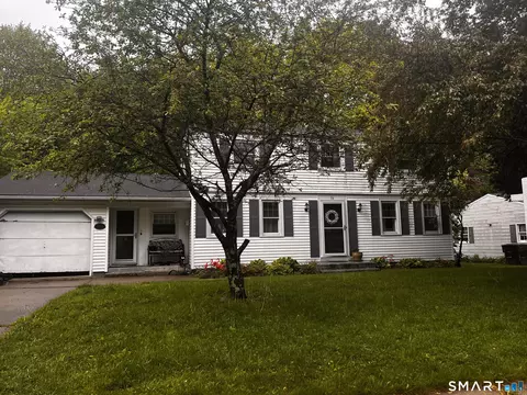 16 Dorothy St, Enfield, CT 06082