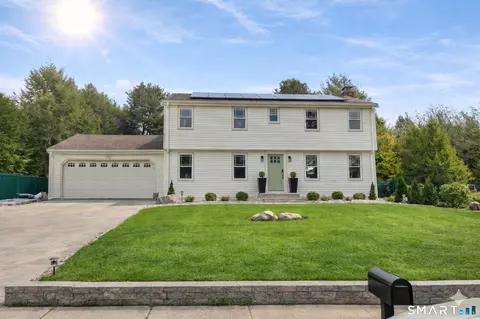241 Cricket Knl, Wethersfield, CT 06109