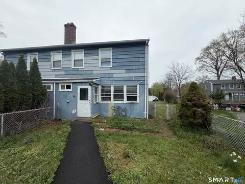 46 Vought Pl, Stratford, CT 06614