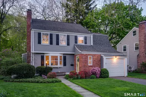 66 Linbrook Rd, West Hartford, CT 06107