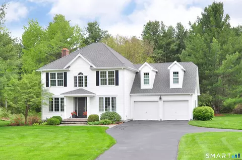 7 Strawberry Fields Rd, Granby, CT 06035