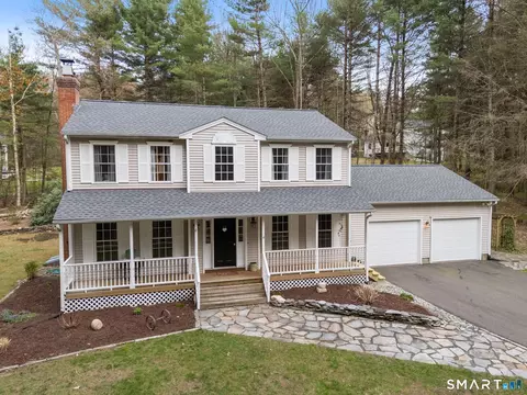 4 Sugar Hill Rd, Ellington, CT 06029