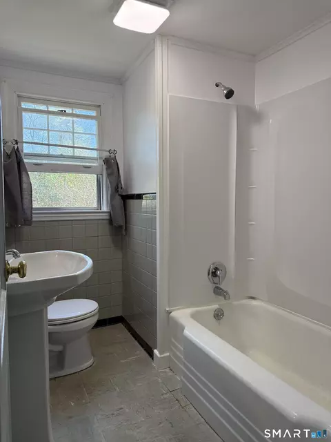 Bath - 300 Mansfield Ave, Willimantic, CT 06226 photo 1 of 3