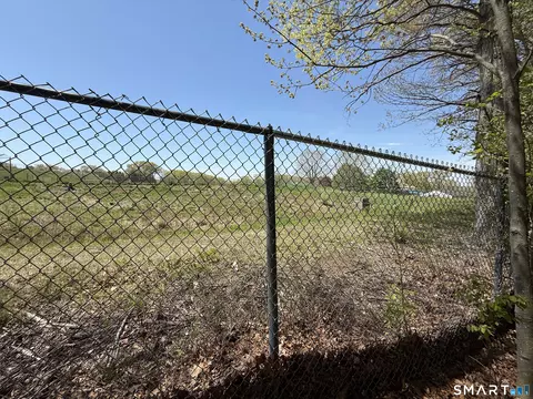 Exterior - 300 Mansfield Ave, Willimantic, CT 06226 photo 5 of 7