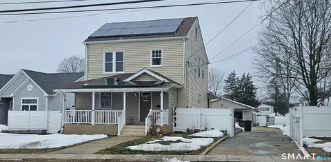 77 Osgood Ave, New Britain, CT 06053