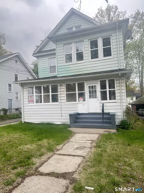 21-23 Sharon St, Hartford, CT 06112