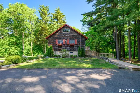 238 Pine Hill Rd, New Fairfield, CT 06812