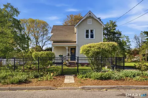 119 Spring St, Glastonbury, CT 06033