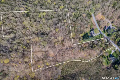 5 Brinsmade Ln, Sherman, CT 06784