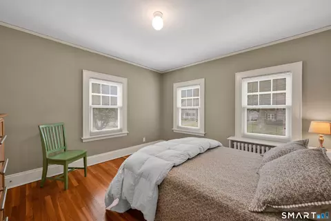 Bedroom - 44 Beverly Rd, Wethersfield, CT 06109 photo 4 of 6