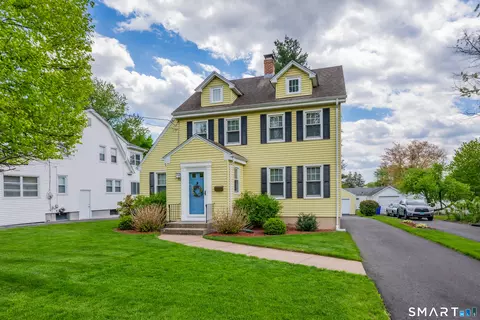 Exterior - 44 Beverly Rd, Wethersfield, CT 06109 photo 2 of 7