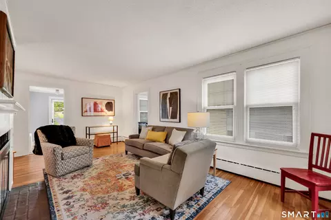 Living - 44 Beverly Rd, Wethersfield, CT 06109 photo 1 of 2