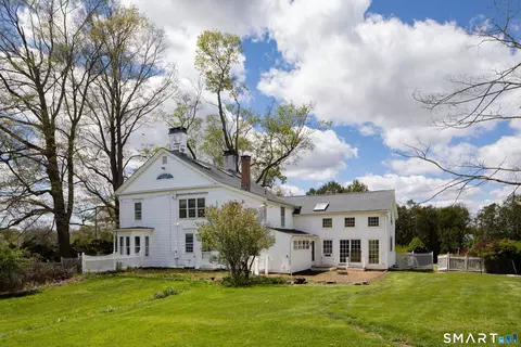 28 Cole Rd, Sharon, CT 06069