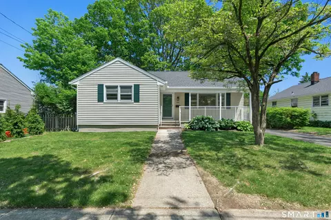 140 Spring St, Stratford, CT 06614