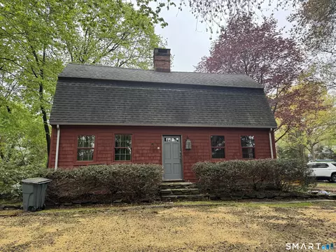34 Buick Ave, Milford, CT 06460