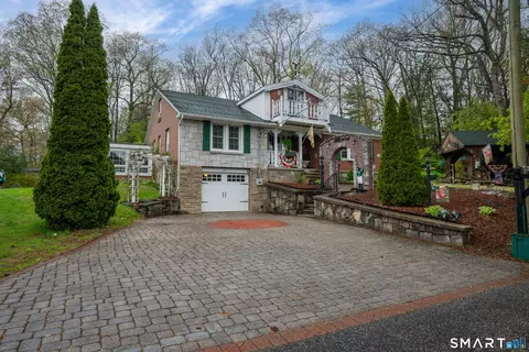 392 Hillside Ave, Torrington, CT 06790