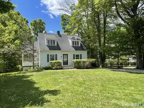 985 Storrs Rd, Mansfield, CT 06268