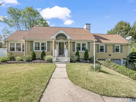 34 Sunrise Dr, Vernon, CT 06066