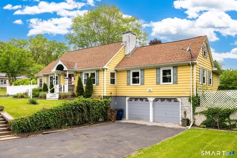 34 Sunrise Dr, Vernon, CT 06066