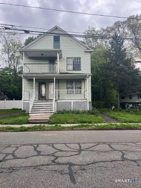 85 Hicks St, Meriden, CT 06450