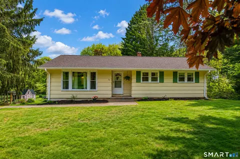 53 Shenipsit St, Ellington, CT 06029