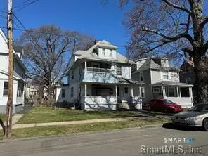 141 Center St, West Haven, CT 06516