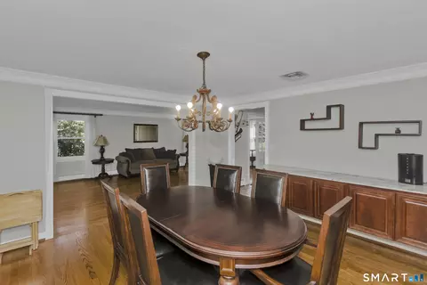 Dining - 10 Cliffmount Dr, Bloomfield, CT 06002 photo 3 of 3