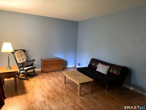 264 Scott Rd #4, Waterbury, CT 06705
