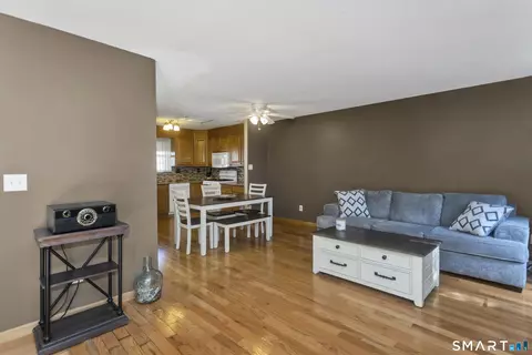 Other - 8 Dibble Hollow Ln #8, Windsor Locks, CT 06096 photo 4 of 11