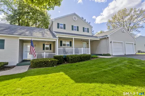Other - 8 Dibble Hollow Ln #8, Windsor Locks, CT 06096 photo 10 of 11