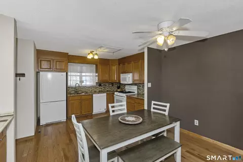 Other - 8 Dibble Hollow Ln #8, Windsor Locks, CT 06096 photo 1 of 11