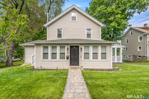 93 Main St, Watertown, CT 06795