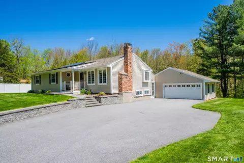 148 Nepaug Rd, Burlington, CT 06013