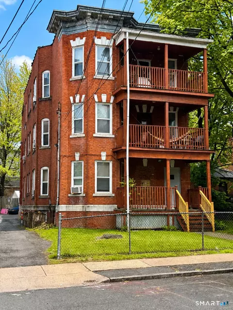 14-16 Cabot St, Hartford, CT 06112