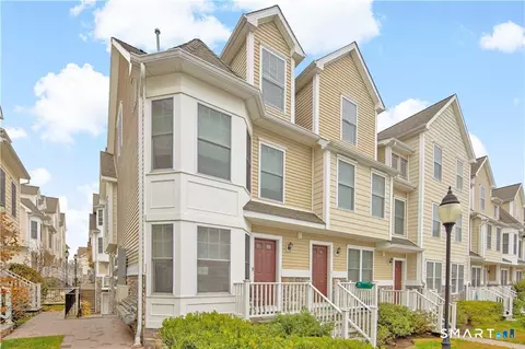 85 Camp Ave #11A, Stamford, CT 06907