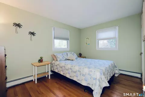 Bedroom - 6 Hillside Ct, Brookfield, CT 06804 photo 2 of 2