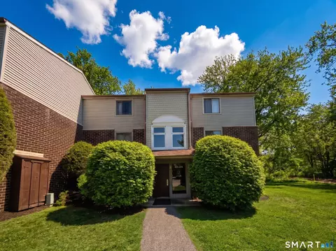 7 Padanaram Rd #257, Danbury, CT 06811