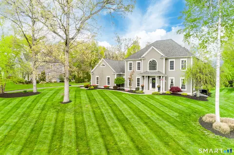43 Ellsworth Ln, Ellington, CT 06029
