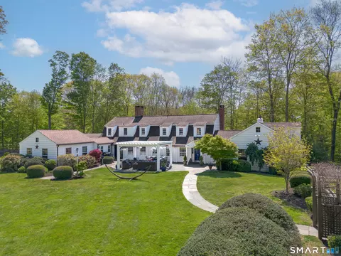40 Hill Brook Ln, Fairfield, CT 06824