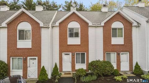 585 Park Rd #7-3, Waterbury, CT 06708