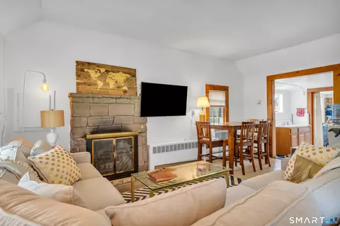 Living - 67 Blakeman Rd, Madison, CT 06443 photo 1 of 4