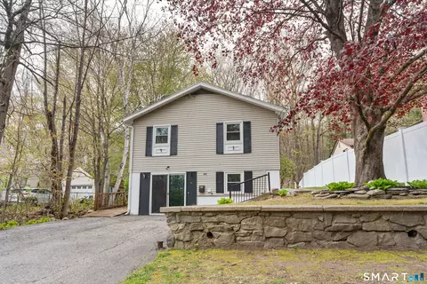 245 Red Mountain Ave, Torrington, CT 06790