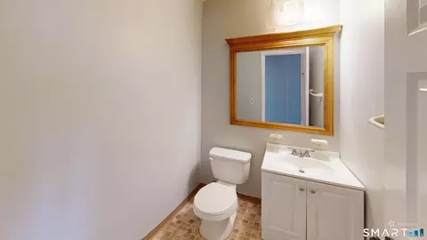 Bath - 158 High Path Rd #158, Windsor, CT 06095 photo 2 of 3