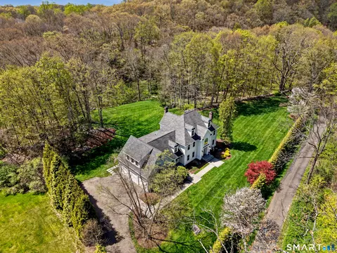 10 Chapman Pl, Redding, CT 06896