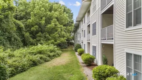 Exterior - 468 Main St #114, Niantic, CT 06357 photo 1 of 4