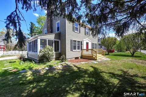 180 Franklin St, Ansonia, CT 06401