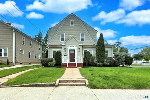 88 E Brown St, West Haven, CT 06516
