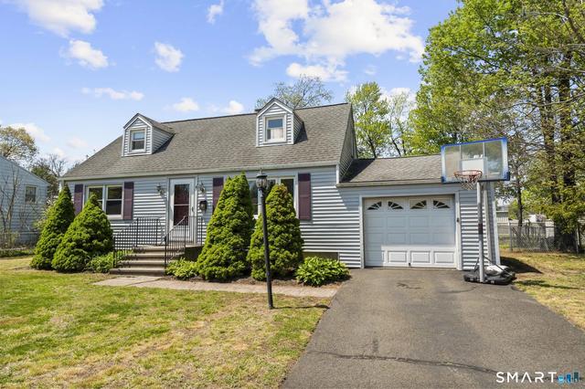 4 Bowen Rd, North Haven, CT 06473